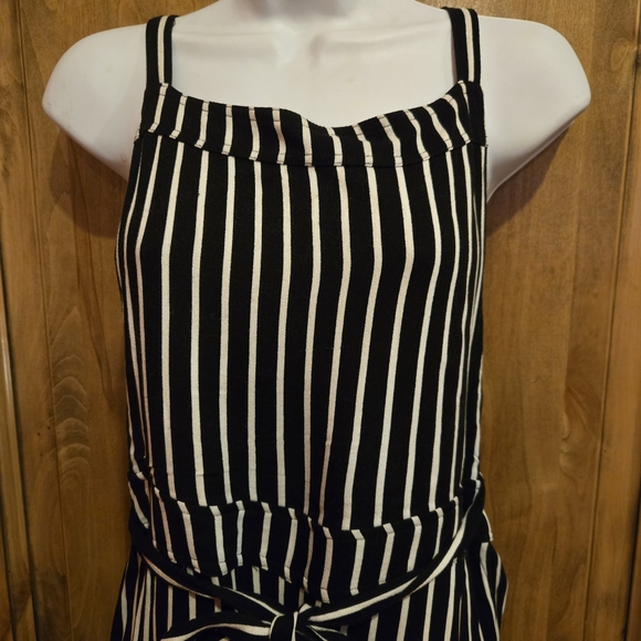 Torrid Black and White Jumpsuit with V-Neck and Pinstripes - Picture 4 of 7